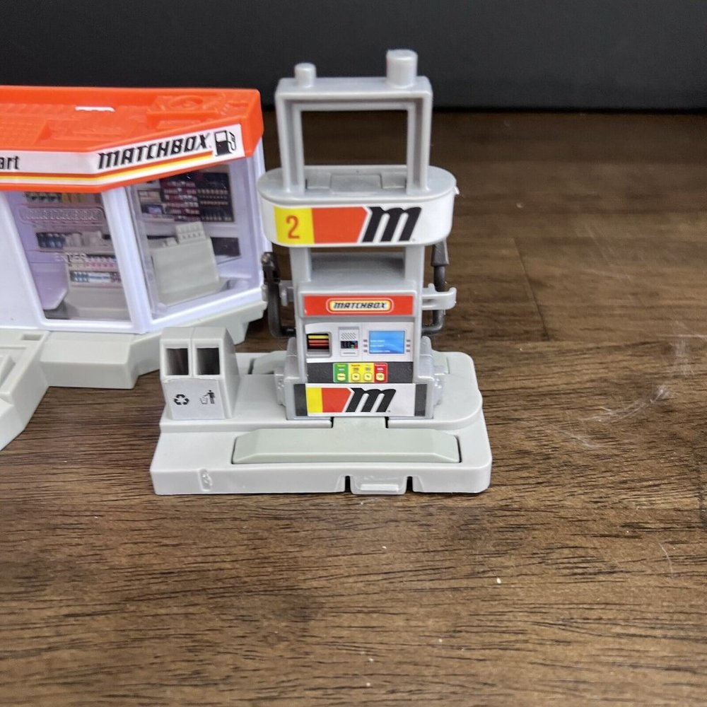 Matchbox Action Drivers Fuel Station Playset Parts Mini Mart Gas Station Pump - Picture 3 of 7